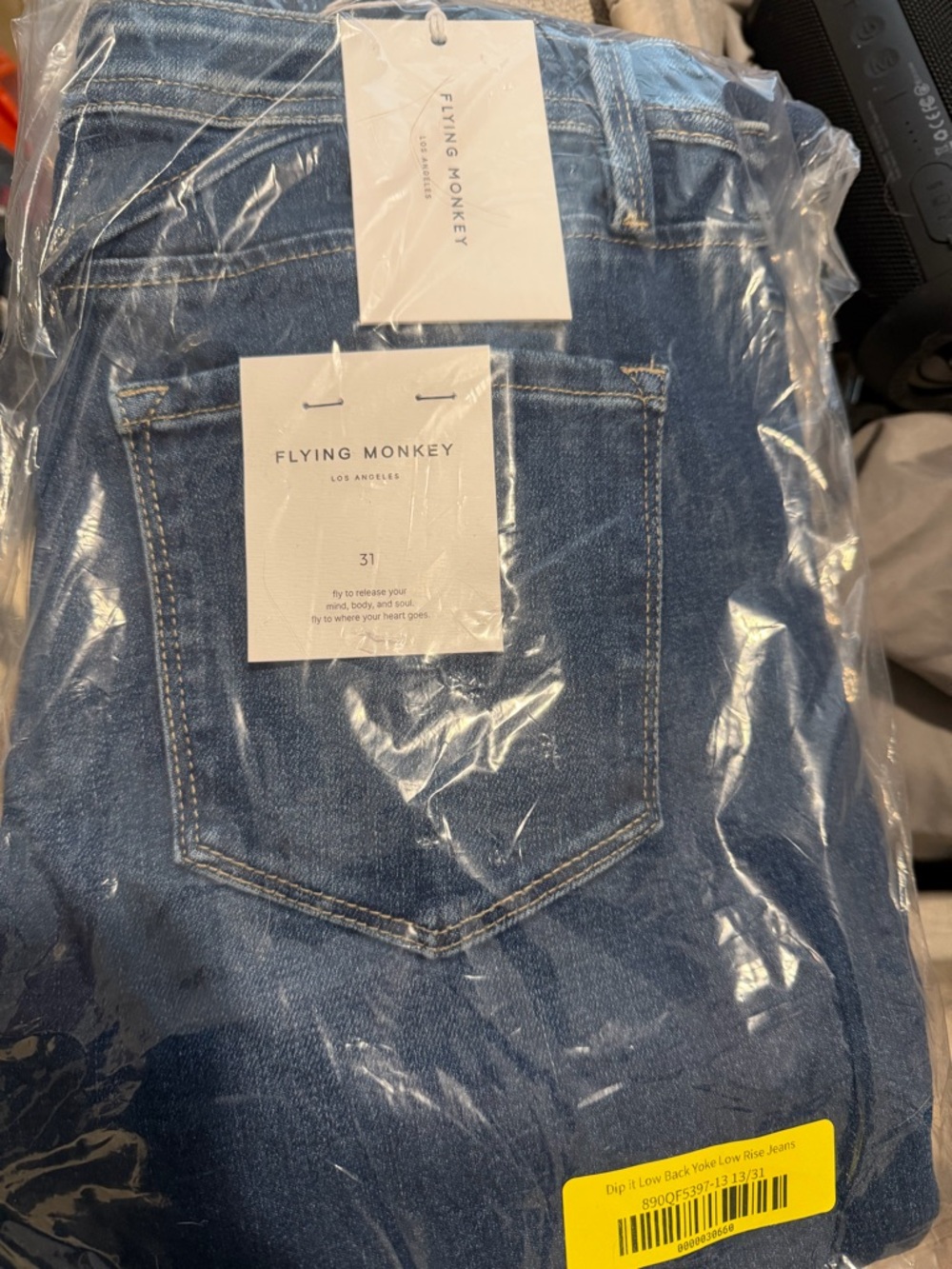 NWT Flying Monkey Women’s Blue Flared Jeans Size 31 - Picture 3 of 7